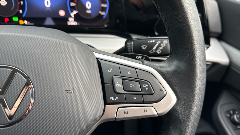 Volkswagen Golf 1.0 eTSI Life 5dr DSG Petrol Estate